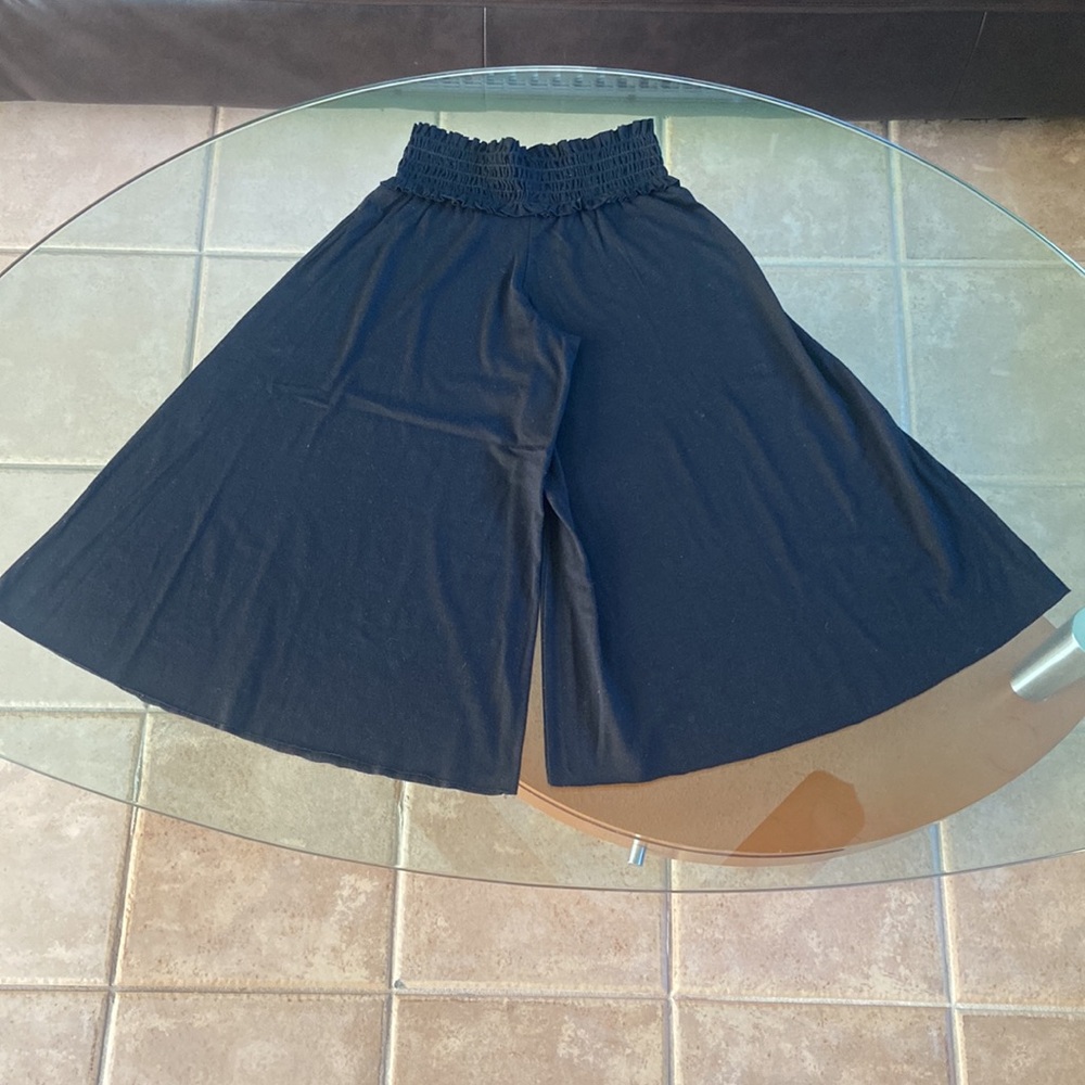 GUC Y2K palazzo shorts